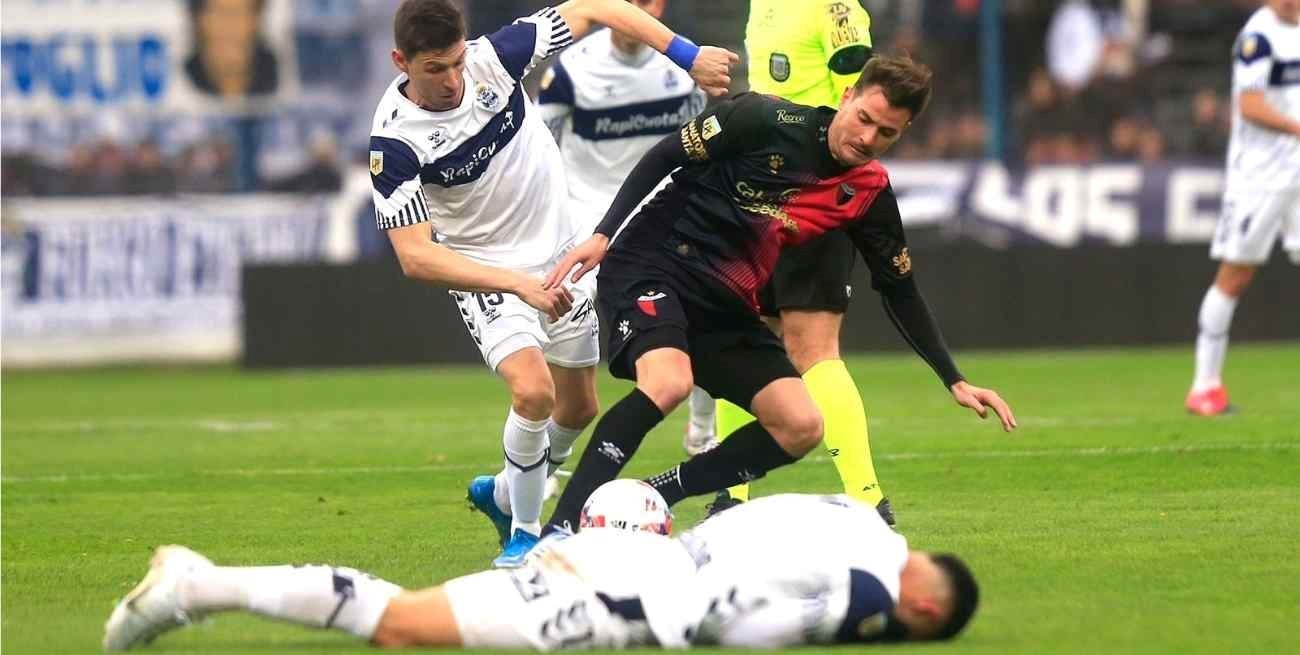Colón igualó ante Gimnasia en el primer partido de Rondina como técnico