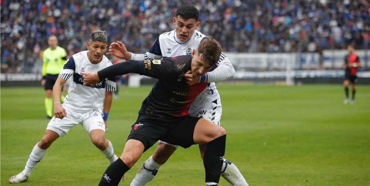 Colón empató ante Gimnasia: al punto lo ganó la defensa y el VAR