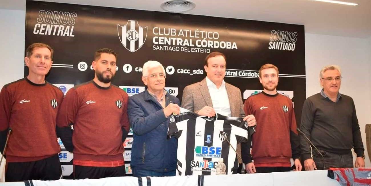 Central Córdoba oficializó la llegada de Abel Balbo junto a Julio Lamas