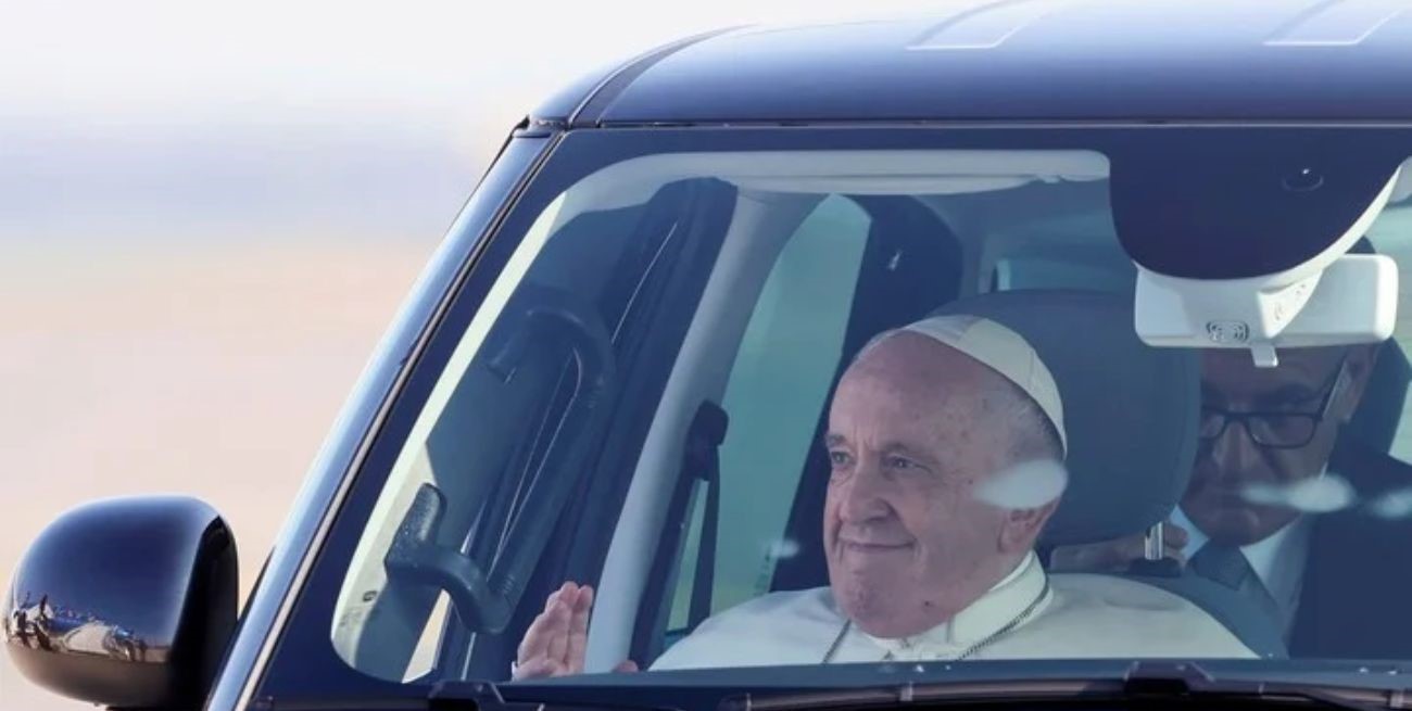 Francisco viajó a Canadá para pedir perdón a comunidades indígenas por abusos de la Iglesia
