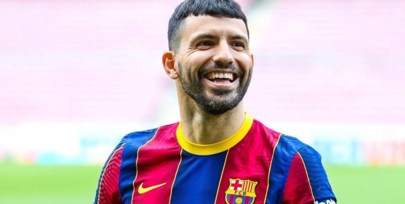 Viral: las insólitas respuestas del Kun Agüero a sus seguidores en Twitter