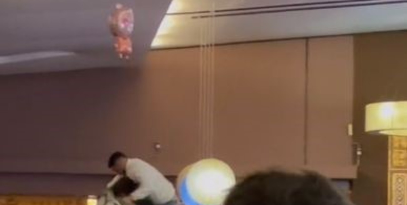 Rescatando a Peppa Pig: operativo argentino – uruguayo para devolverle el globo a un nene en el embarque de Buquebús