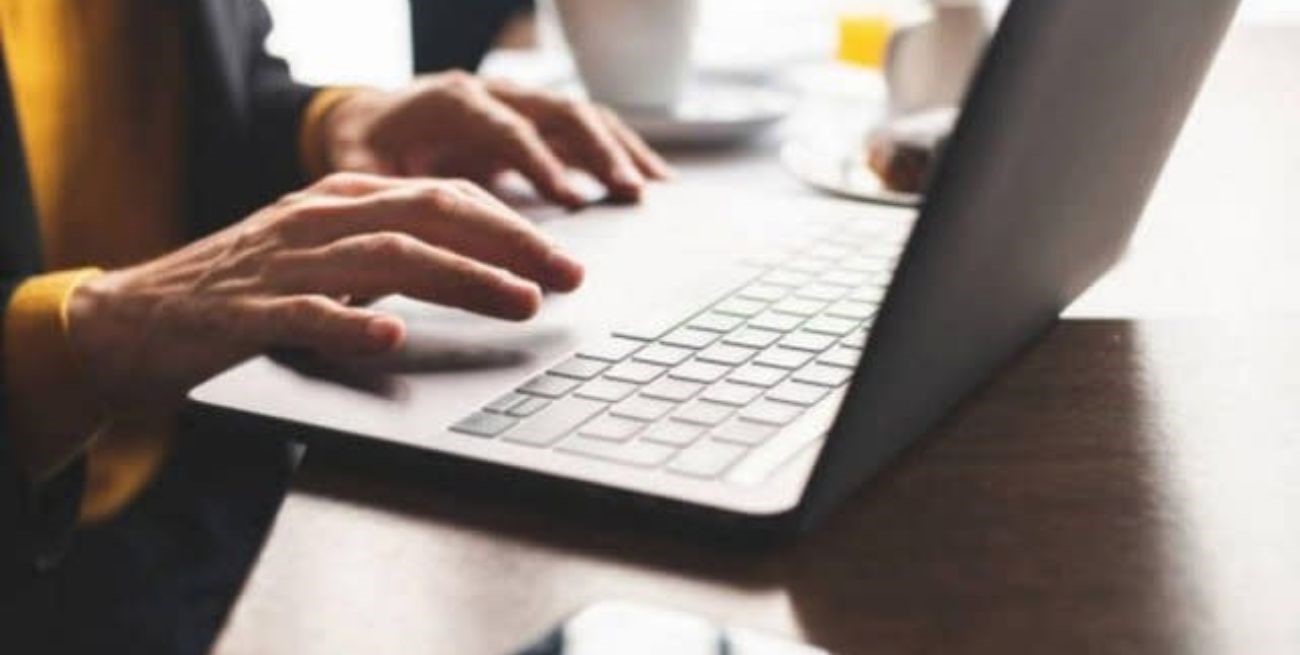 Podría comenzar a debatirse la reducción de la jornada laboral