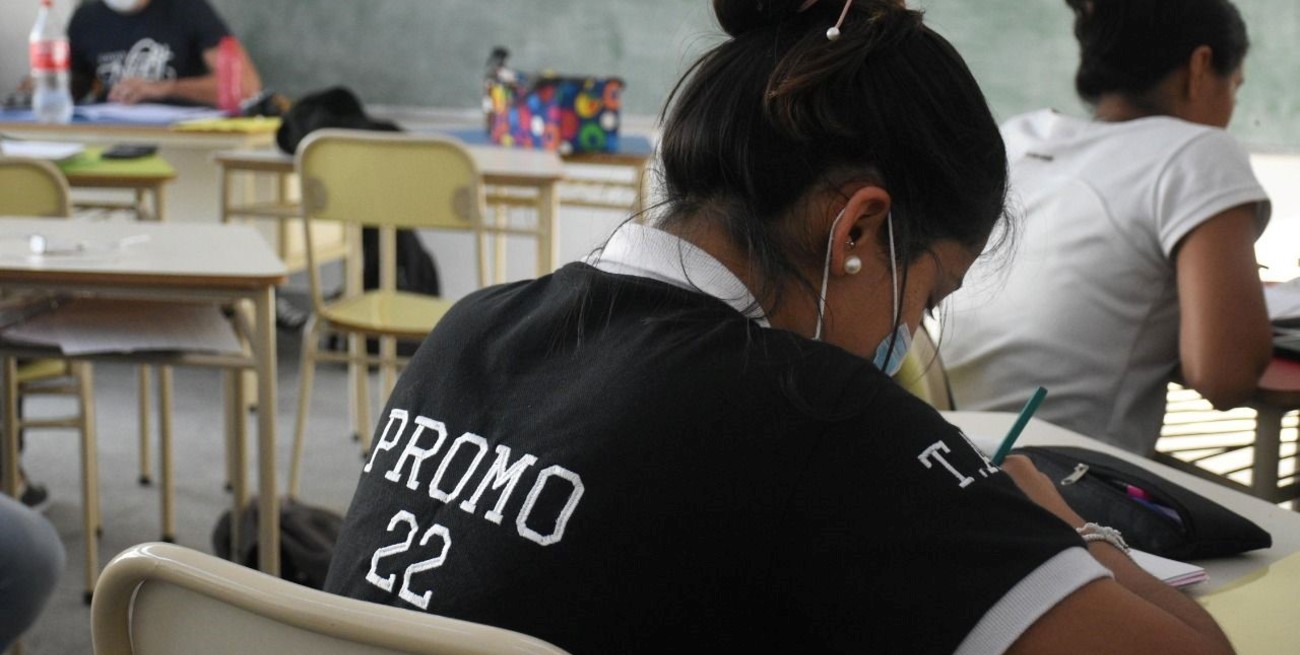 Cantero puso fecha a la eliminación de la  repitencia en las secundarias de Santa Fe