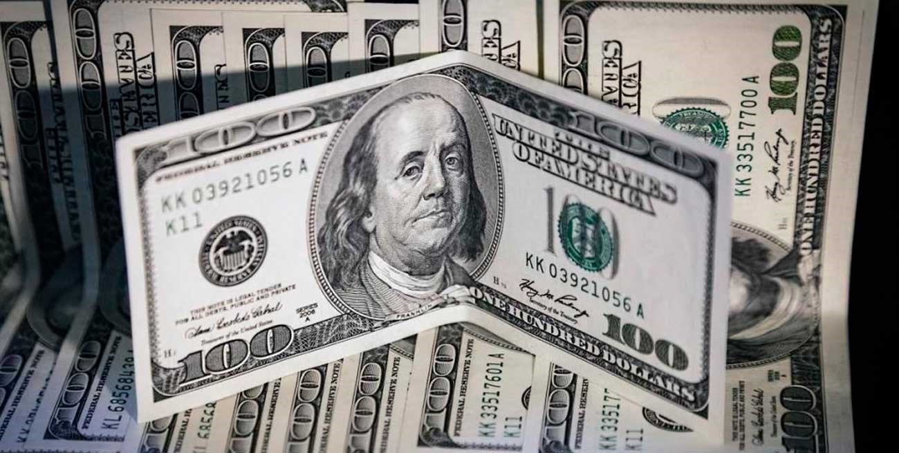 El dólar blue baja a $ 330
