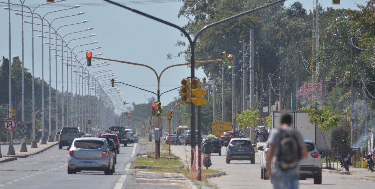 Cinco albañiles imputados por atacar a un motociclista