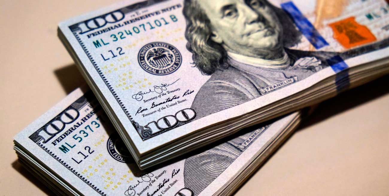 El dólar "blue" se mantiene a la baja en medio de los rumores de cambios en el gabinete