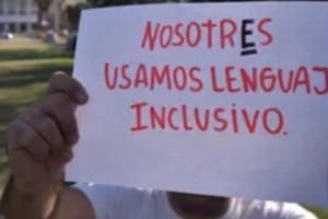 La violencia es cometida por las personas, no por las palabras. 