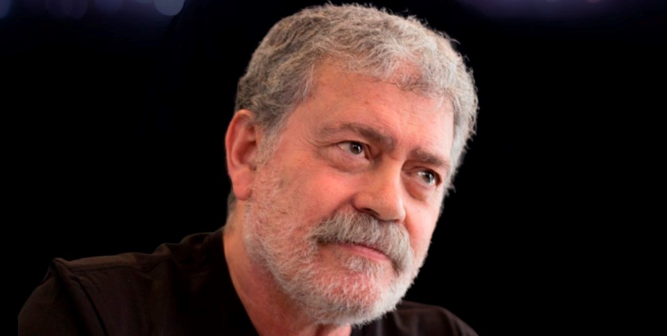 Defender la rebeldía para no 
ser “uno más en la colmena”
