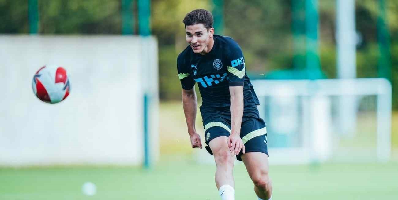 Pep Guardiola llenó de elogios a Julián Álvarez y agradeció su formación en River