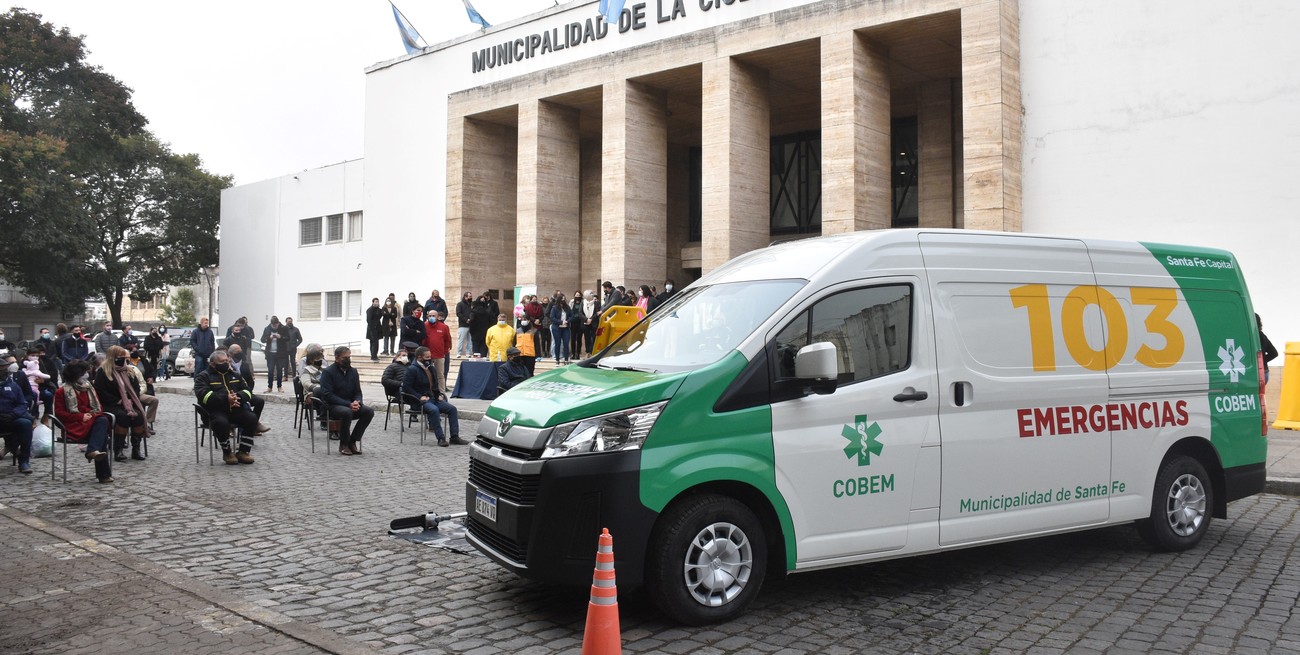 Ciudad de Santa Fe: advierten que el Cobem tiene un solo vehículo para prestar el servicio