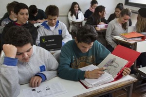 Para ciertos especialistas, la repitencia no es una solución para las dificultades que presentan los estudiantes en cuanto a la adquisición de conocimientos. "Afecta negativamente sus trayectorias educativas", remarcan. Crédito: Archivo El litoral