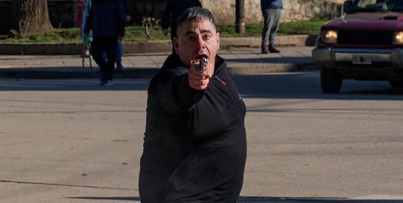 Qué dijo el fotógrafo que captó el momento en el que le dispararon en San Martín de Los Andes