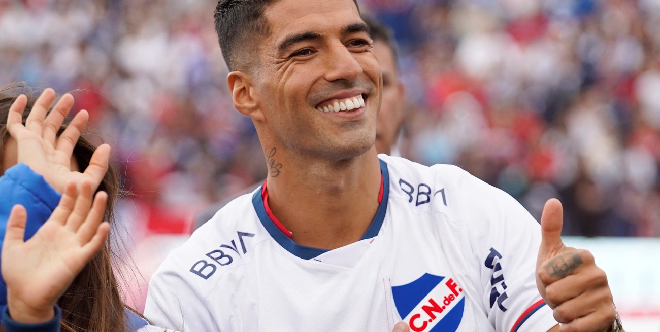 Furor por Luis Suárez en Uruguay: fue presentado ante una multitud en su regreso a Nacional