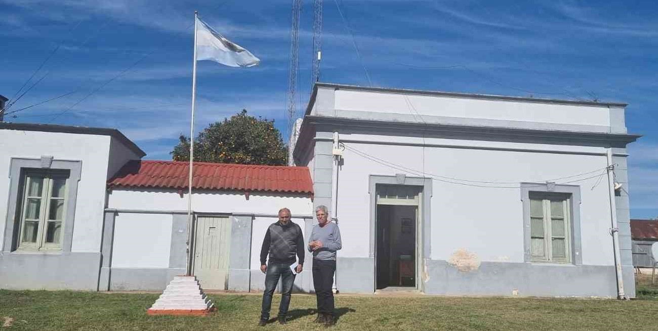El senador Baucero recorrió Cacique Ariacaiquín y La Brava