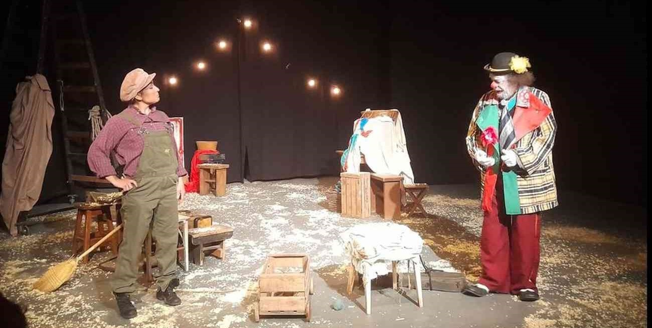 Se abre el telón en Sastre: se viene un fin de semana de teatro con vuelo internacional