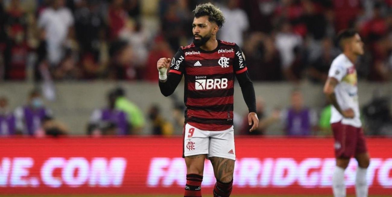 Flamengo superó con contundencia a Corinthians en la ida de cuartos de final de Libertadores