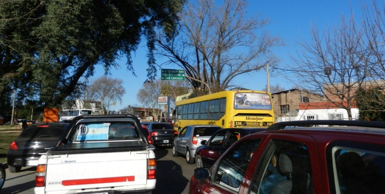 Contaminación atmosférica por el tráfico: ese fantasma invisible que regresó tras la pandemia