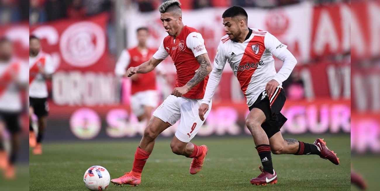 En un encuentro igualado, River obtuvo la victoria frente a Independiente con un gol agónico