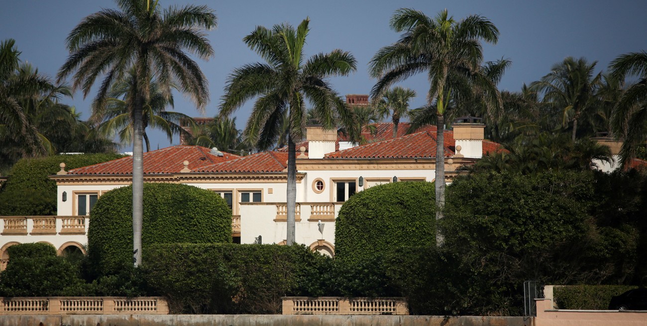 El FBI allanó la residencia de Donald Trump en Florida