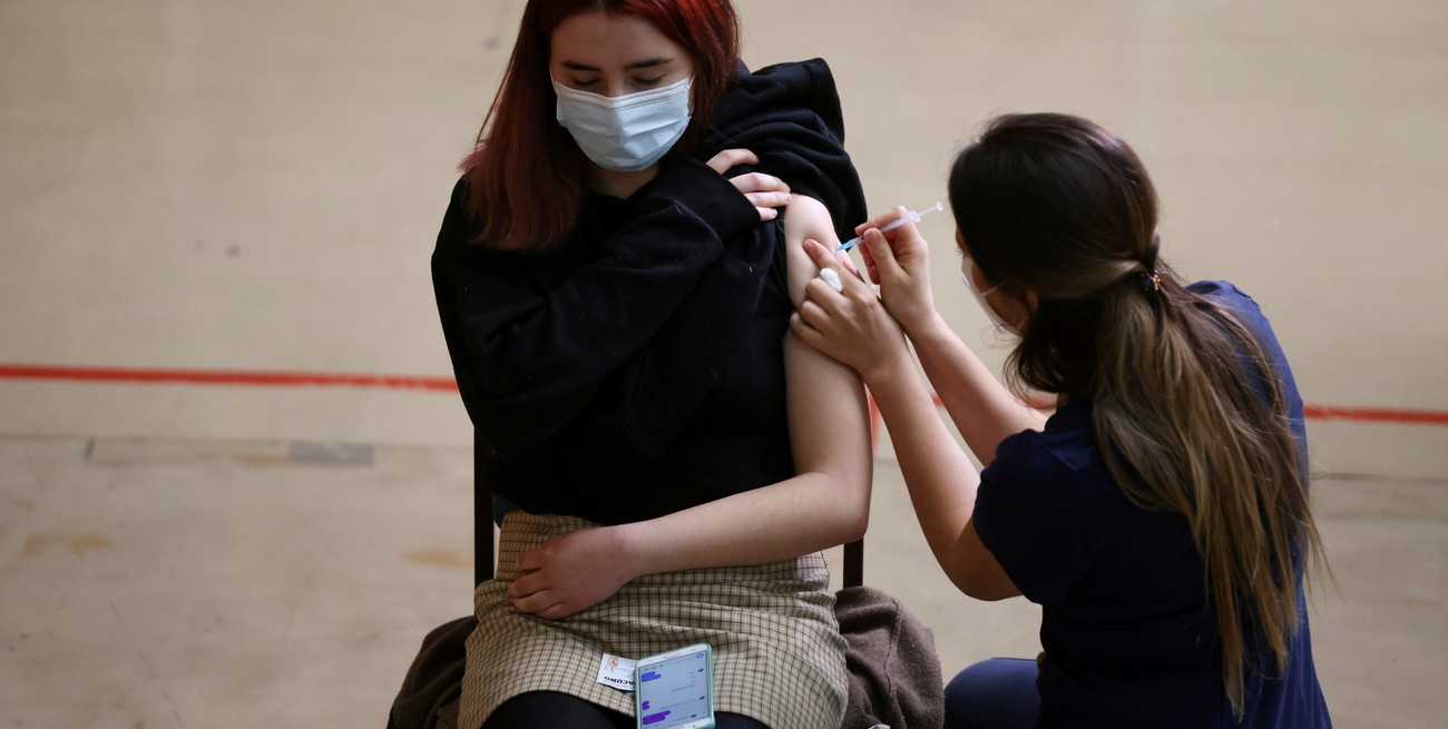 El 65% de los adolescentes no recibió la dosis de refuerzo de la vacuna contra el Covid-19 en Argentina