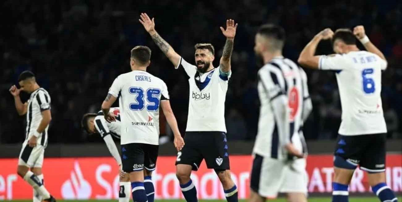 Vélez ganó ante Talleres y clasificó a las semifinales de la Copa Libertadores