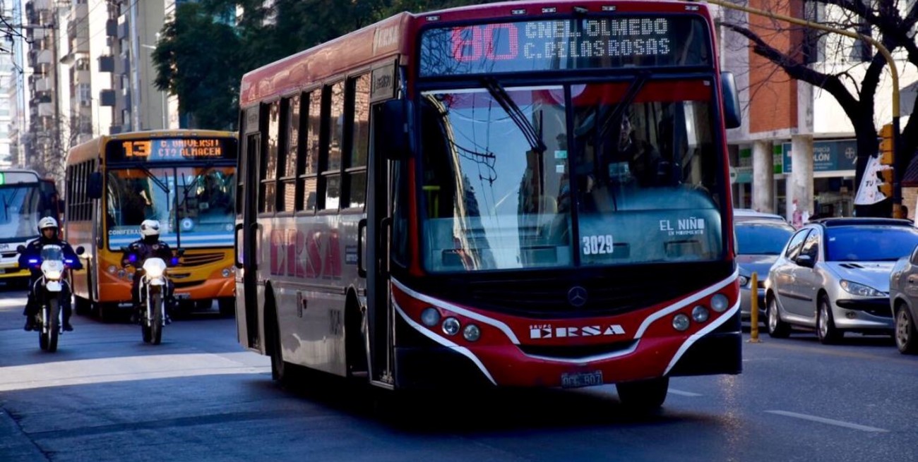  Córdoba: detuvieron a un hombre por manosear a una adolescente en el colectivo