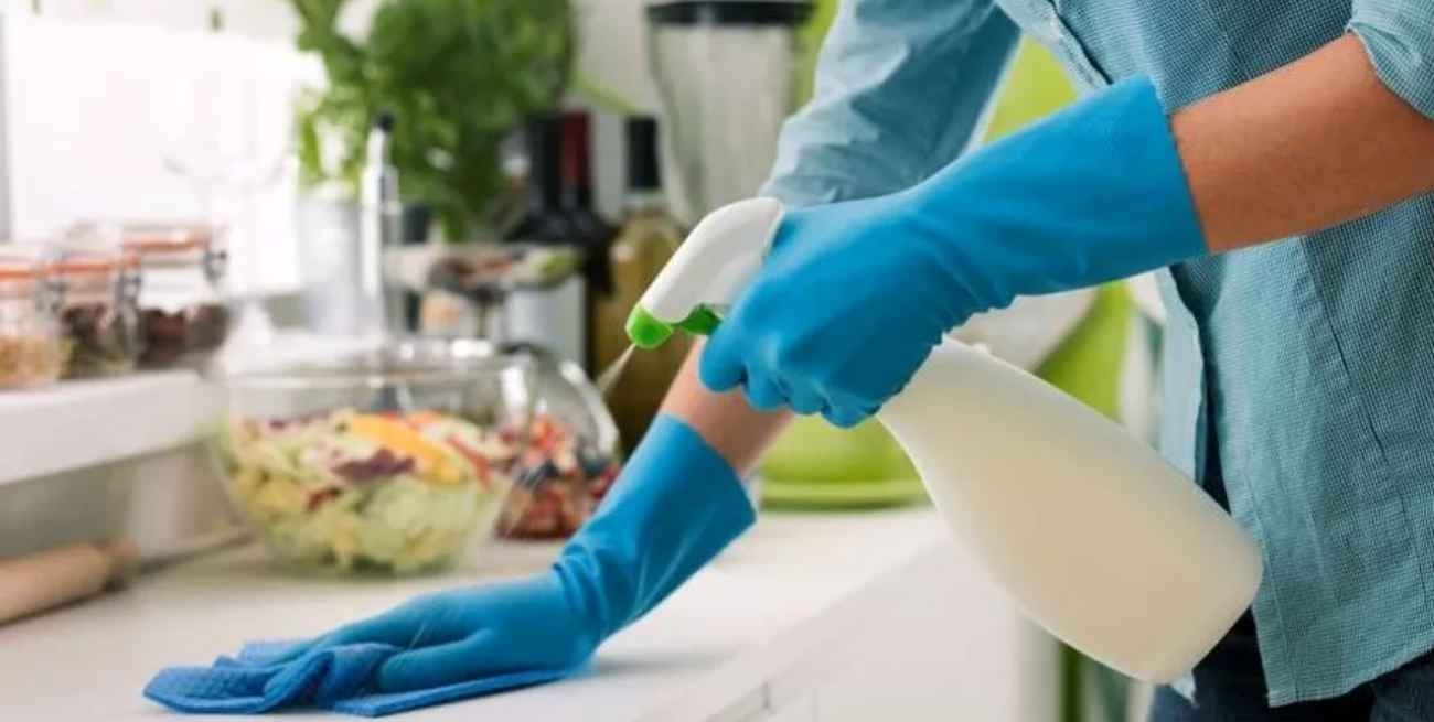 Empleadas domésticas piden que el salario alcance los $ 100.000 mensuales tras la inflación de julio