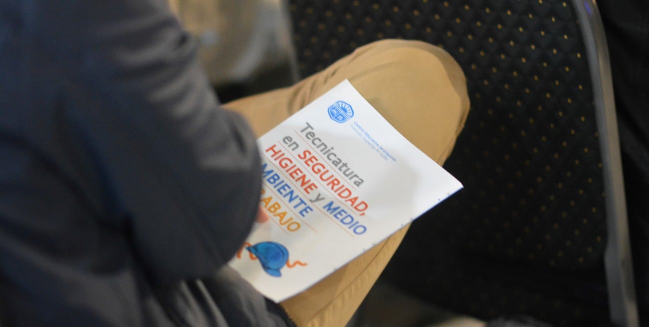 Estudiantes y profesionales de Seguridad e Higiene se capacitaron en el Instituto Superior de Jerárquicos