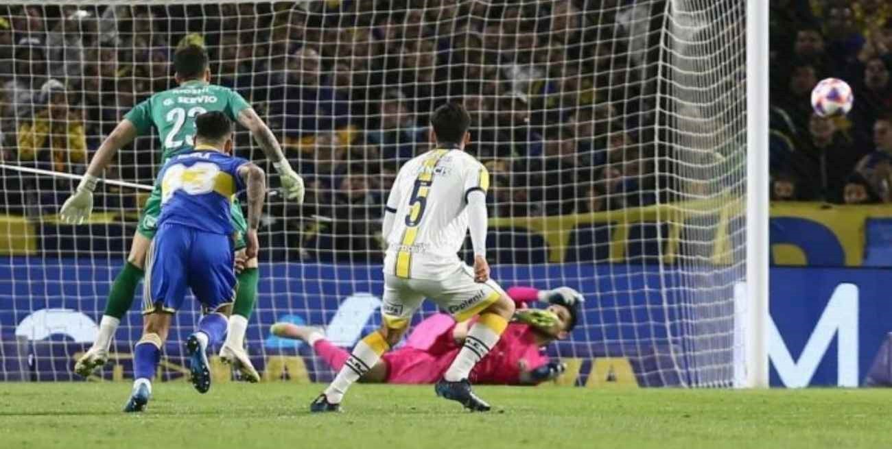 Con un penal atajado por cada arquero, Boca empató sin goles ante Rosario Central