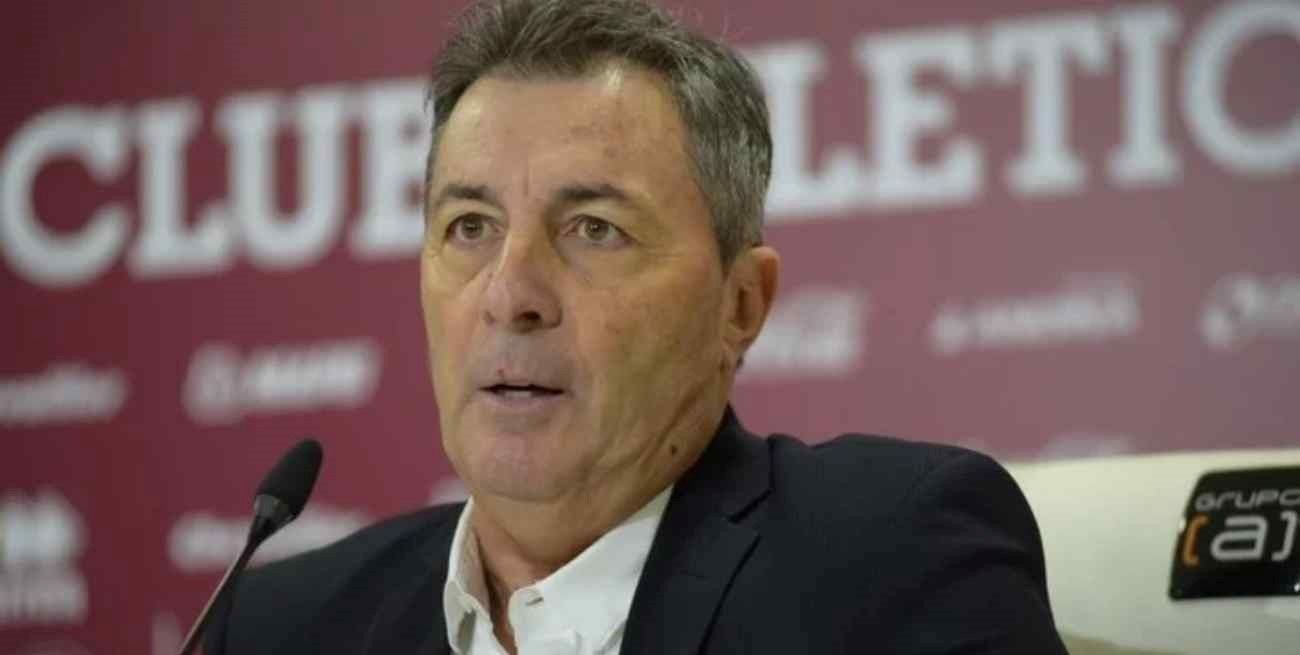 Kudelka habló sobre el violento pasacalle para los jugadores de Lanús: "No nos puede sacar la energía de ganar"