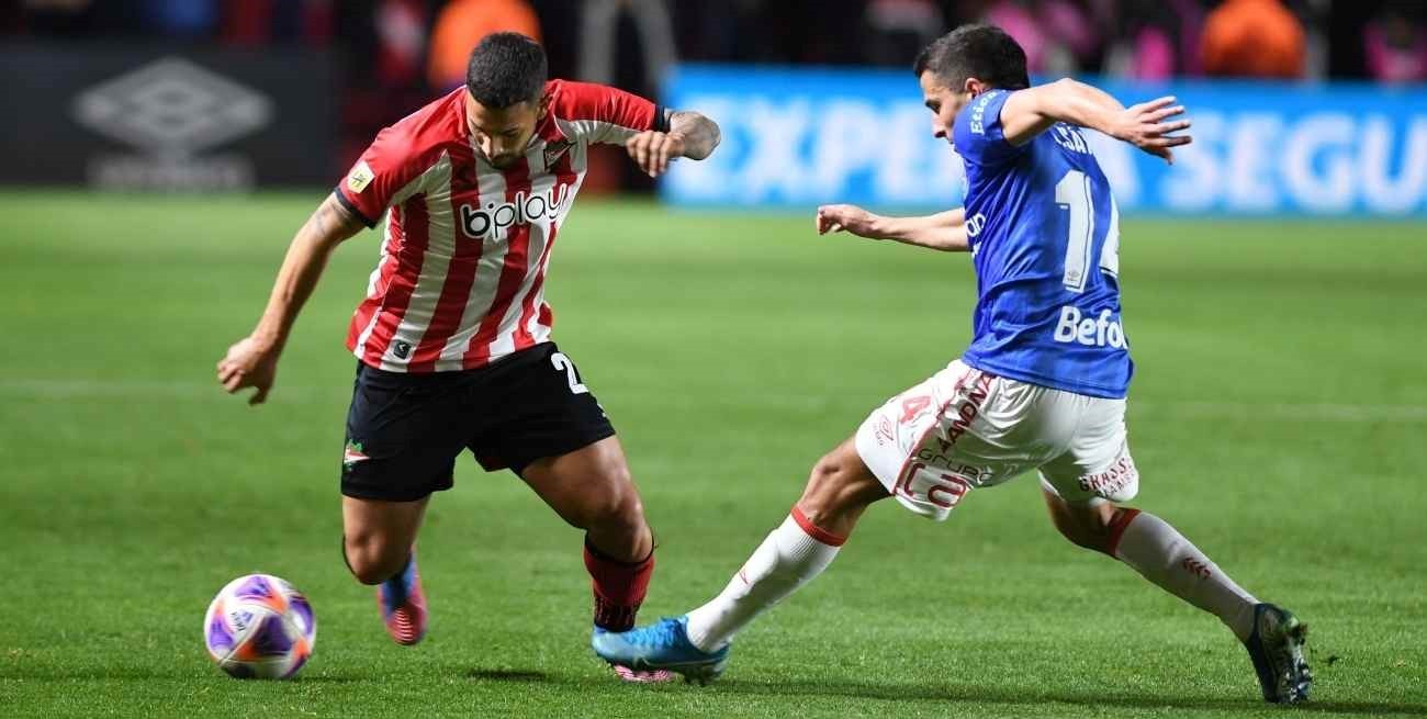 Argentinos Juniors superó a Estudiantes por la mínima en el cierre de la fecha 14