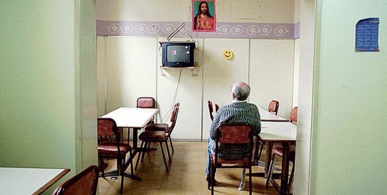 Nueva denuncia por malos tratos en un geriátrico 
