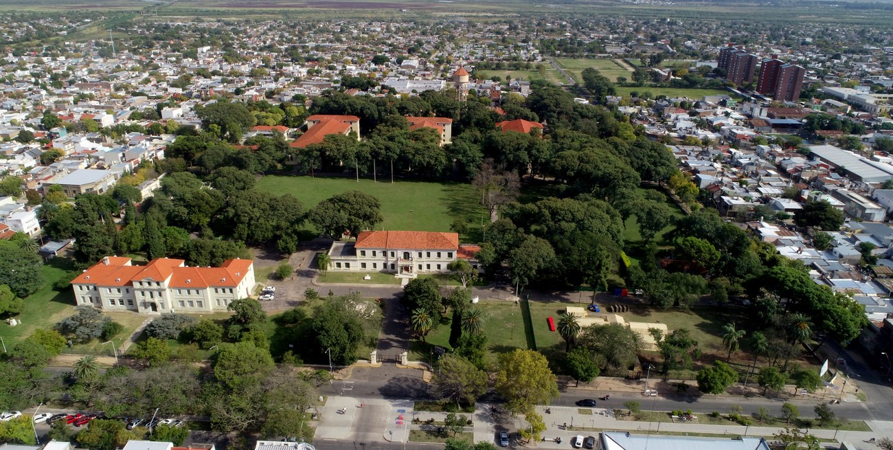 El Liceo Militar convocó a todos los padres y analiza medidas tras el ataque del ex cadete