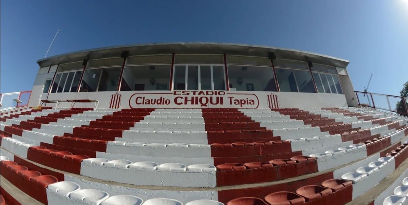 Colón y "Chupete" pisarán el estadio "Claudio Chiqui Tapia"

