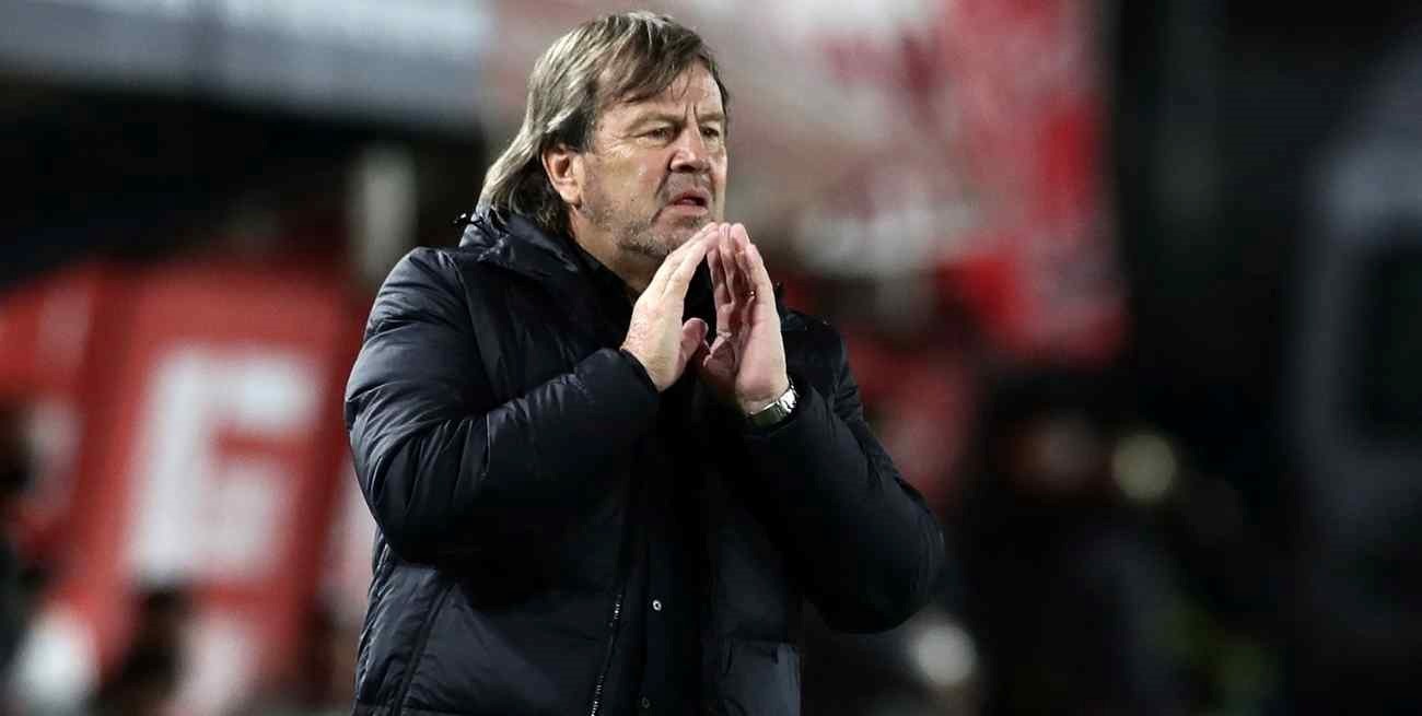 Rumores al por mayor en La Plata de una oferta de Colón a Zielinski