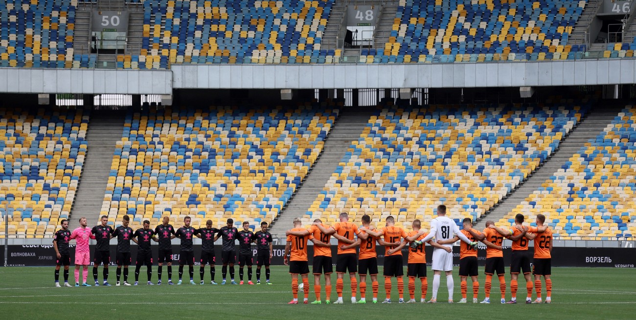 Así fue el regreso del fútbol en Ucrania, con tres argentinos en la liga y aún en guerra con Rusia