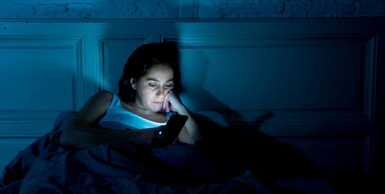 Advierten que los humanos no estamos hechos para estar despiertos hasta altas horas de la noche