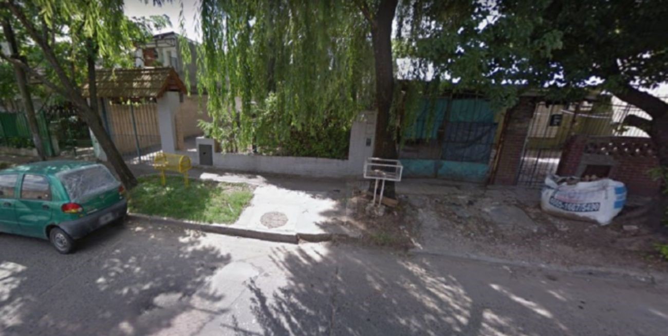 Terror en Buenos Aires: bajó de su auto para comprar y se lo robaron con sus hijos adentro