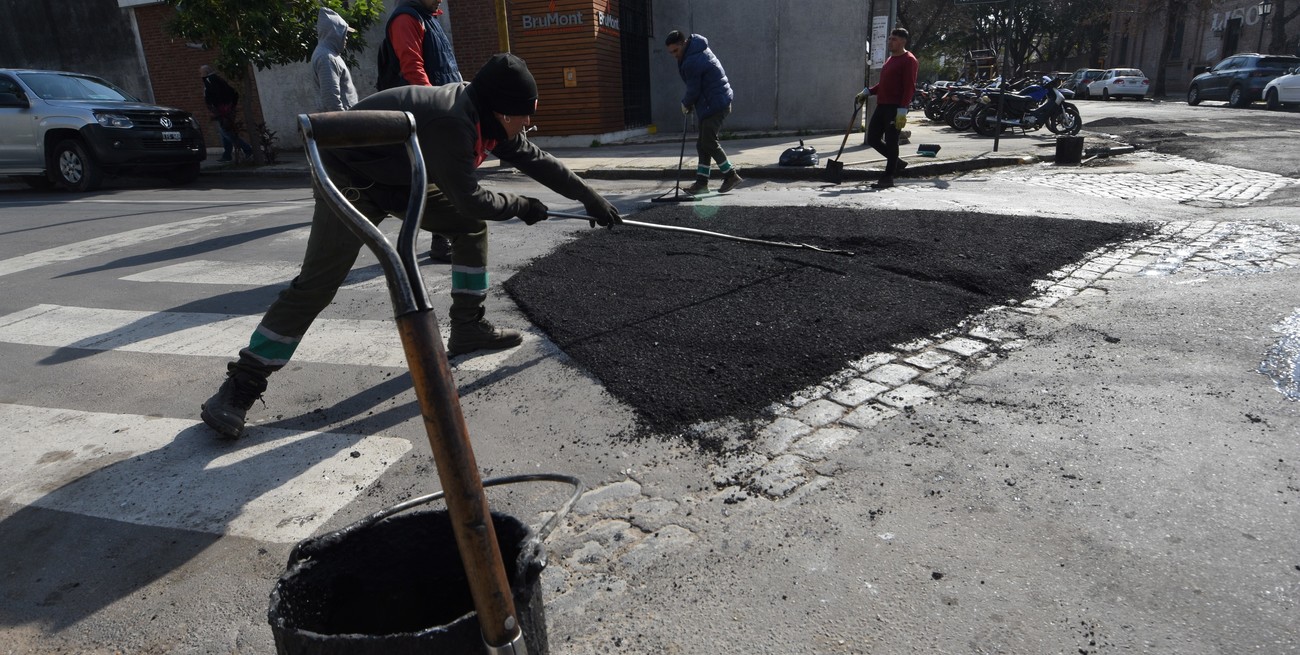 Dónde son los trabajos de bacheo este lunes en la ciudad de Santa Fe
