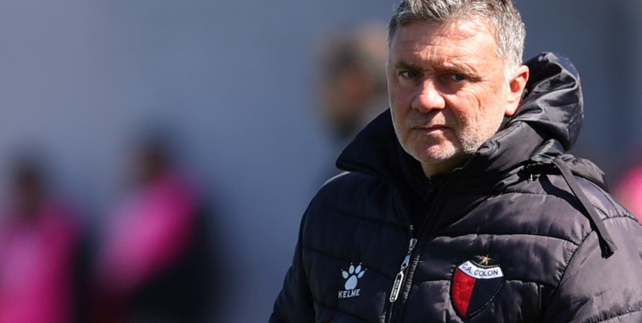 Chupete y su dolor por partida doble: el del hincha y el del DT