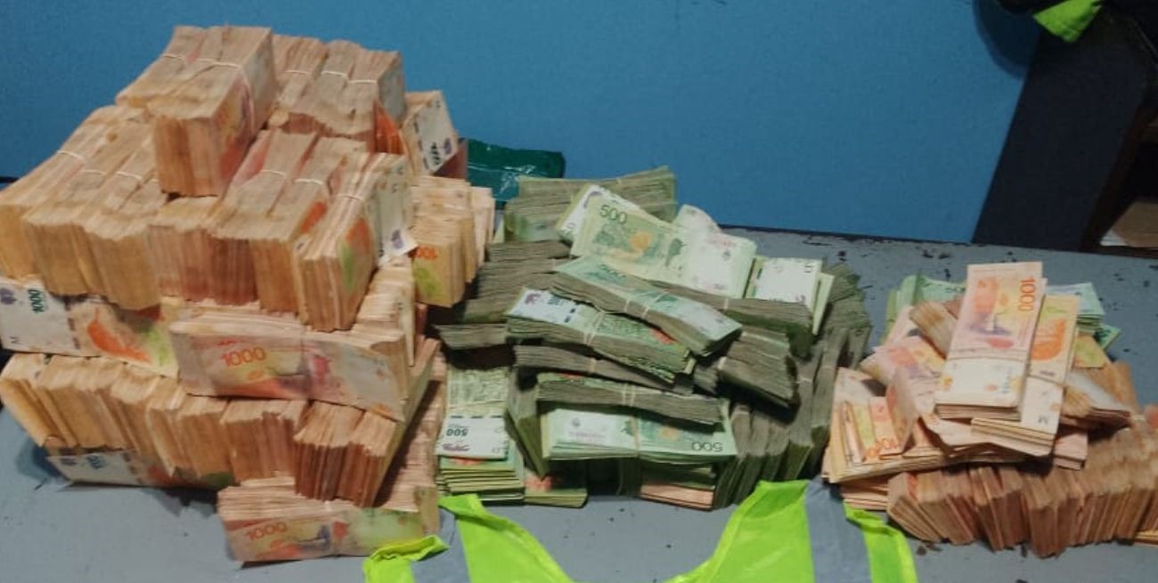 Un cordobés fue detenido en el oeste de la provincia Santa Fe con casi 30 millones de pesos en su auto