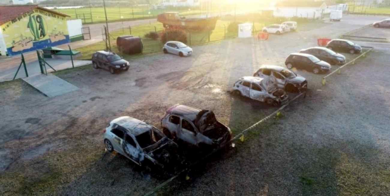 Detuvieron a un hombre por incendiar los autos de los jugadores de Aldosivi