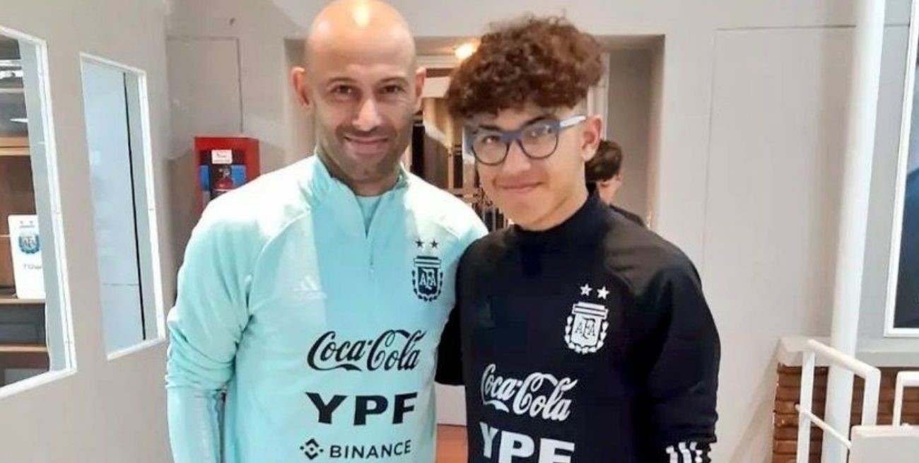 ¿Quién es el jugador de Colón que causa furor en la Juvenil de AFA?