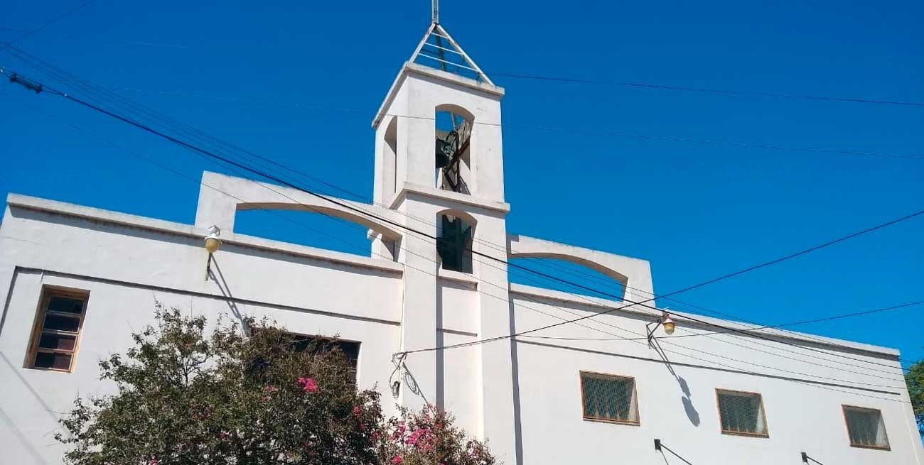 Asaltaron a 4 religiosos en la capilla Domingo Savio del norte de la ciudad