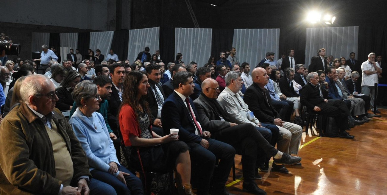 Wado De Pedro abogó para que "estas políticas públicas se transformen en política de Estado"