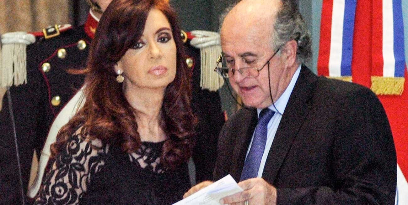 Oscar Parrilli: "Cristina está impactada y conmocionada"

