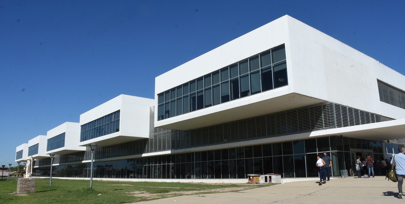 Policía herido grave en un accidente de tránsito