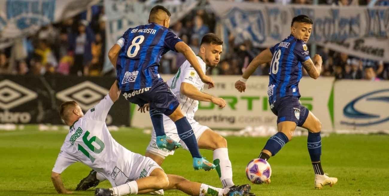 Atlético Tucumán no pudo ganarle a Banfield y comparte la punta de la tabla con Gimnasia