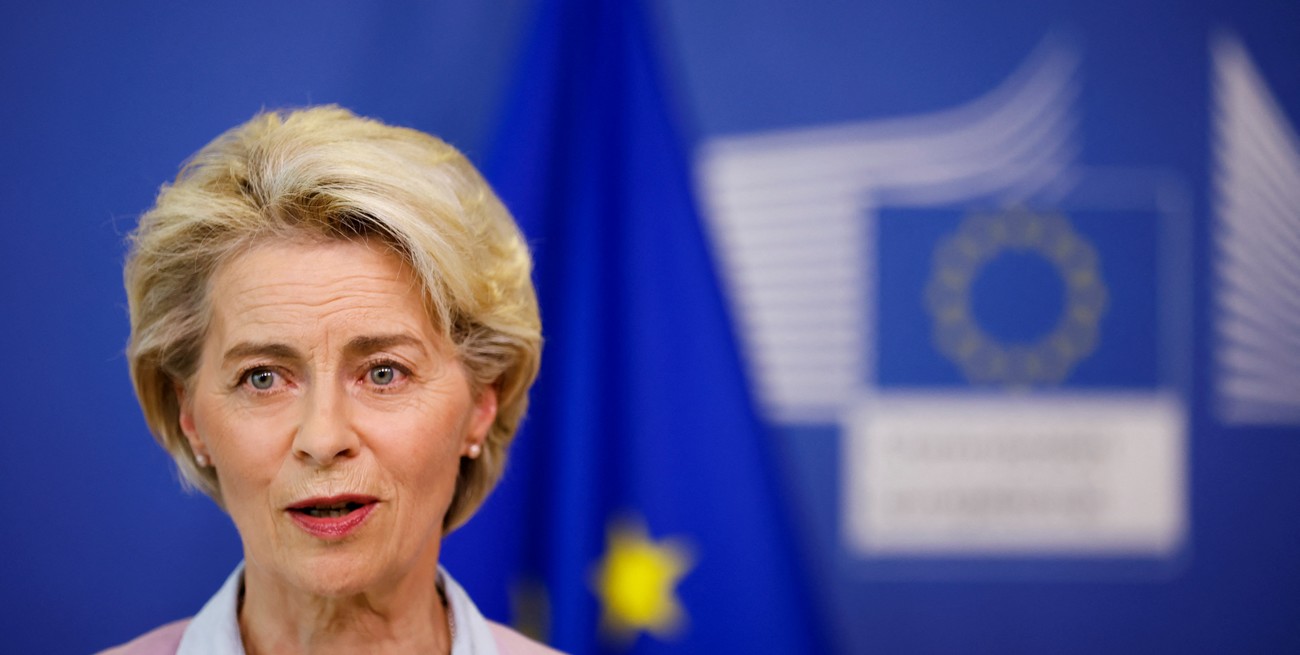 La UE propone establecer un tope al precio del gas ruso
